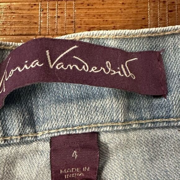 Vintage acid wash Gloria Vanderbilt jeans size 4 - Picture 3 of 4